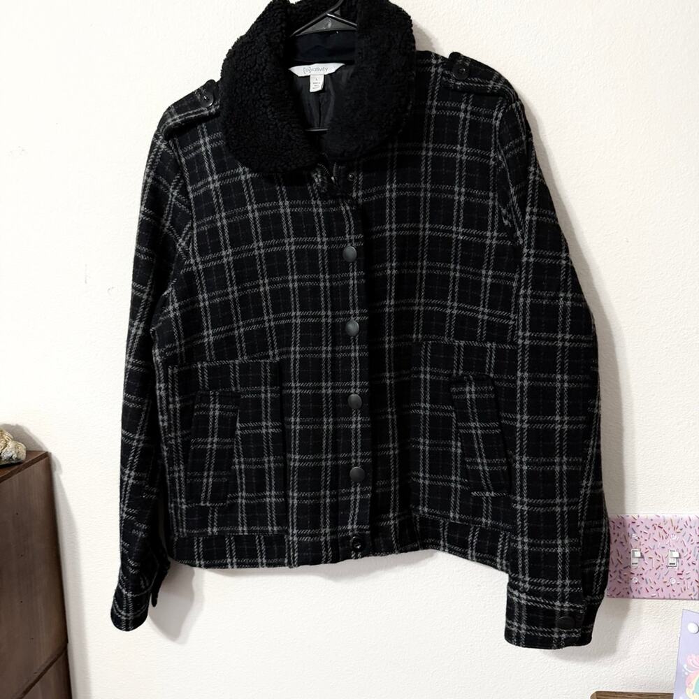 Relativity Wool Jacket size L